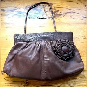 Vintage 80s SADDLE RIVER Brown Leather Shoulder Bag - Paisley and Flower Detail